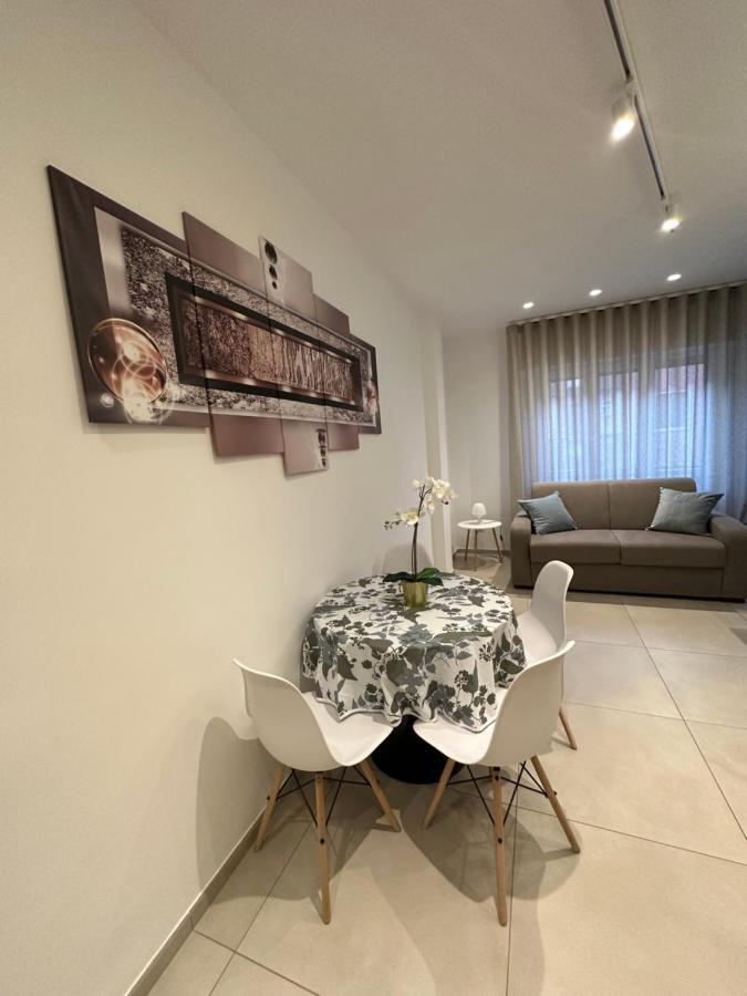 Apartments Ennio Top Class Bari Exteriör bild
